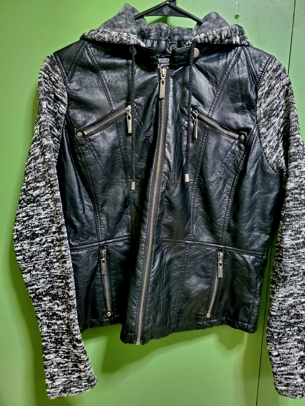 Women’s Black Leather-Front Hooded Jacket with Gray Knit Sleeves
